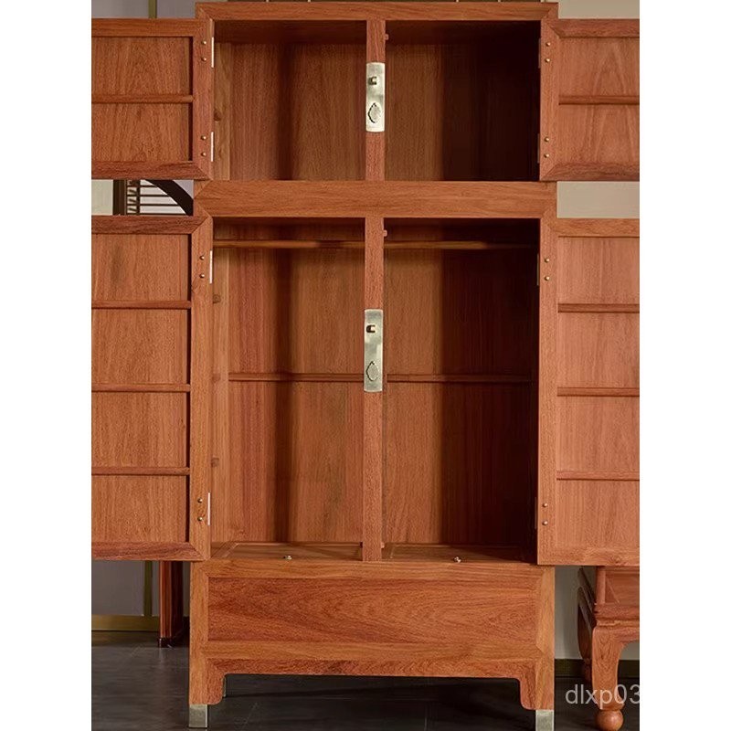 ประตูตู้สไตล์จีนสี่ชิ้น ไม้กฤษณาแดงผลไม้ขนาดใหญ่จากมายันมาร์ ตู้เสื้อผ้าไม้กระดานเดี่ยว ตู้หน้าอกไม้แดงทองแดง CSEY