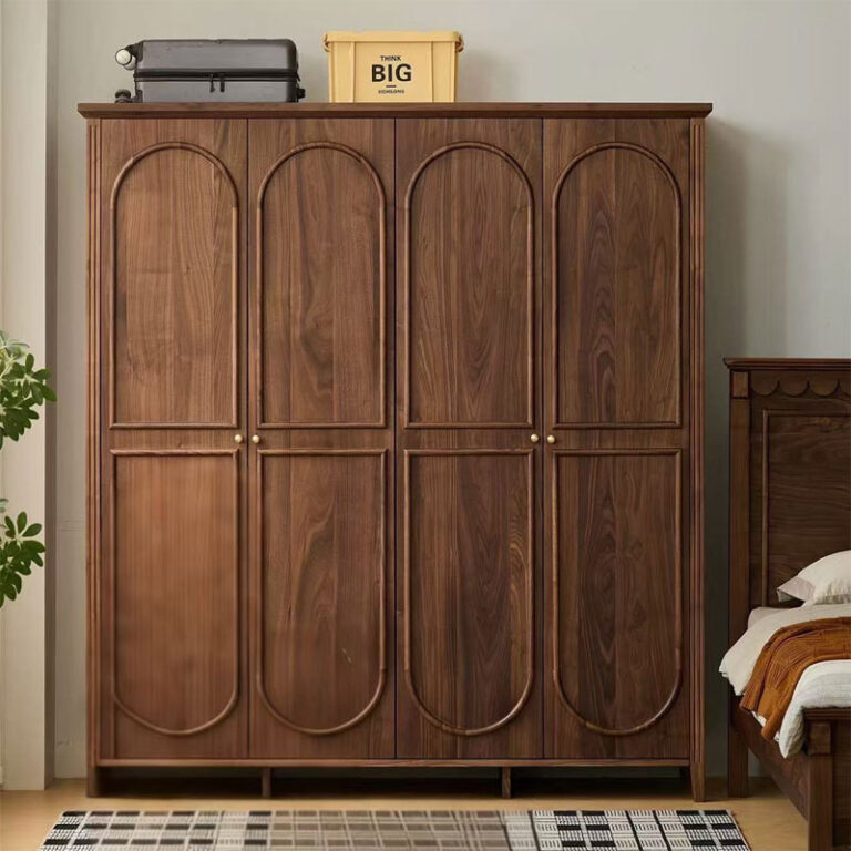 North American Black Walnut ตู้เสื้อผ้าไม้เนื้อแข็ง Nordic ห้องนั่งเล่นที่เรียบง่ายในครัวเรือน Arched สี่ประตูตู้เสื้อผ้าขนาดใหญ่ American Mediev