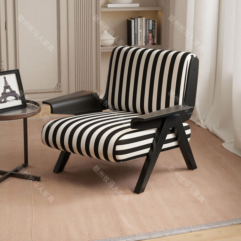 เก้าอี้โซฟาเดี่ยว สไตล์ยุคกลางฝรั่งเศสห้องนั่งเล่นระเบียงพักผ่อนพนักพิงเก้าอี้แสงหรูหราย้อนยุคออกแบบนกเก้าอี้