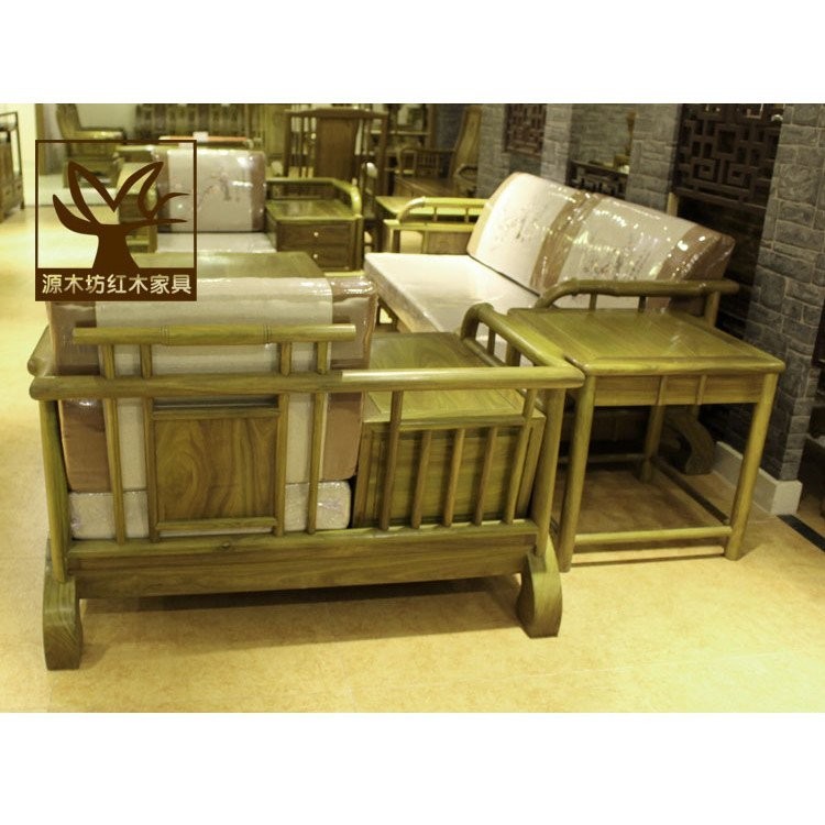 โซฟาเฟอร์นิเจอร์ไม้มะฮอกกานีไม้จันทน์สีเขียว Jiangnan บทกวีโซฟาไม้เนื้อแข็งสไตล์หมิงโซฟาไม้จันทน์ศักดิ์สิทธิ์