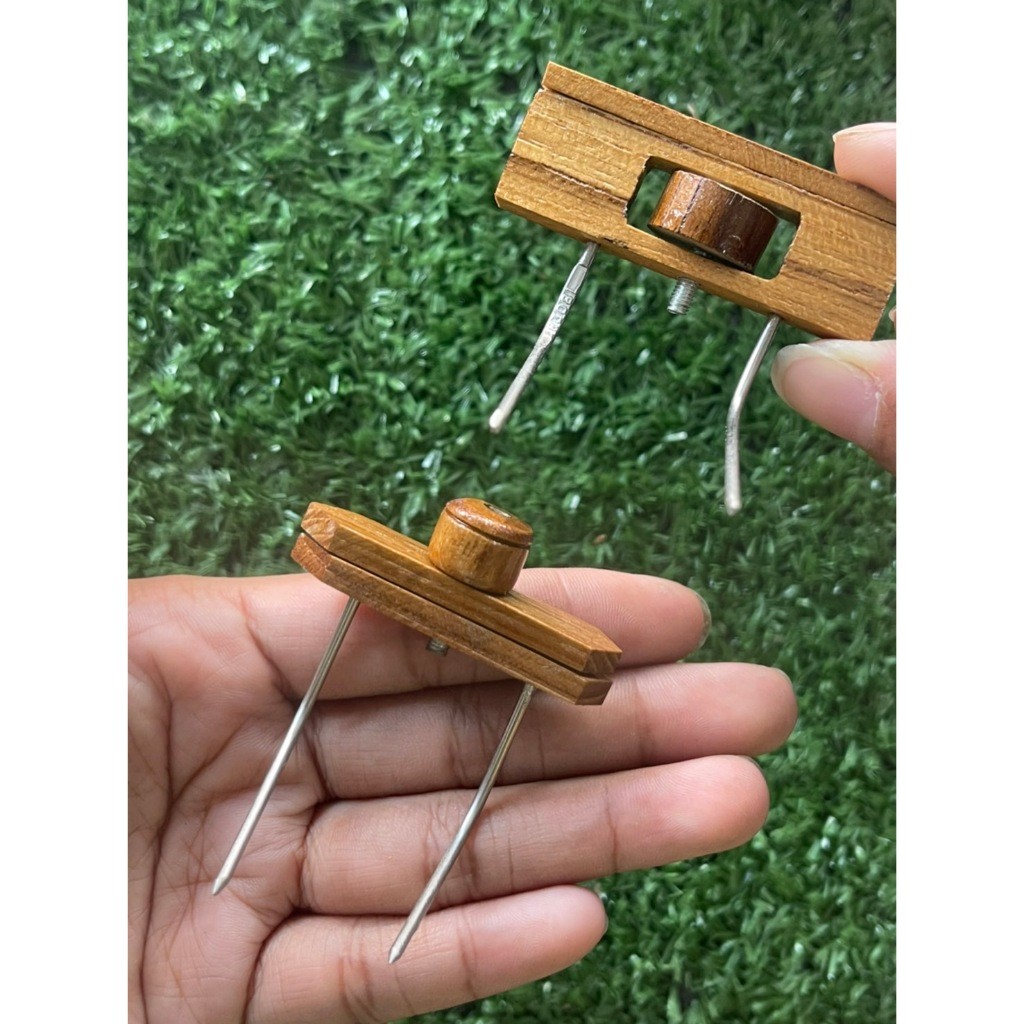 เกี่ยวกล้วยปรับระดับกรงนกหัวจุก งานไม้สัก สำหรับใส่กรงนกหัวจุก