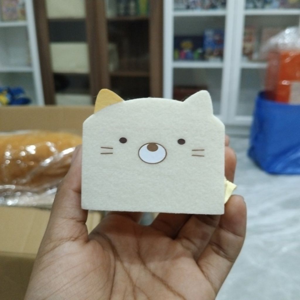 ของเล่นรูปบ้านหรือเตียงนอนแมวขนาดเล็ก ของเล่นสะสมของตัวละคร Sumikko Gurashi