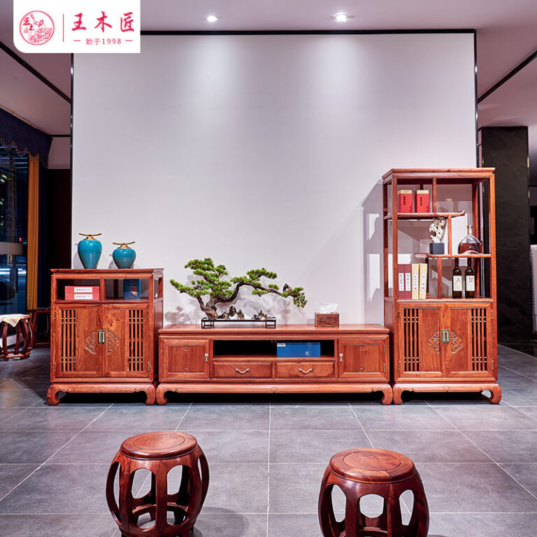 เฟอร์นิเจอร์ไม้มะฮอกกานี Myanmar Rosewood สามทางรวมตู้ทีวี Duobaoge ขาตั้งจอแสดงผลผลไม้ใหญ่ไม้จันทน์สีแดงตู้ชั้น Lo