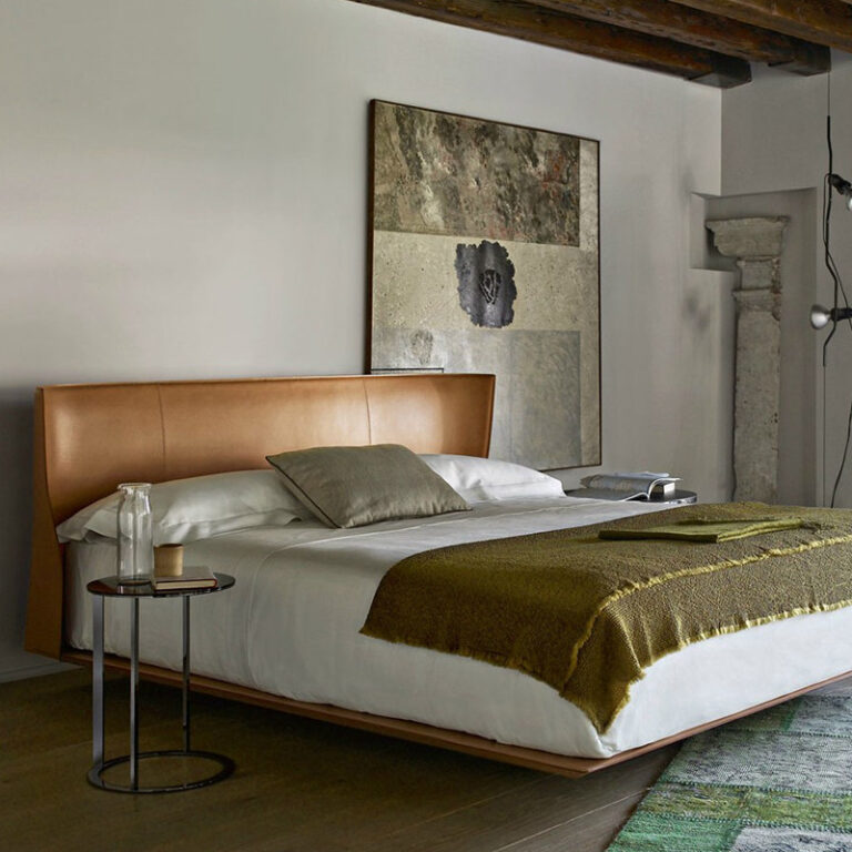 2023 สินค้าใหม่ Fenavia Light Luxury Master แนวนอนเตียงคู่พนักพิงสูง Litos Modern Simple Large Flat Layer