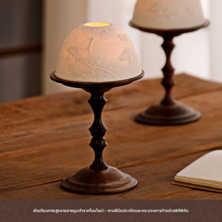 ตกแต่งฝาครอบระบายอากาศ Retro แสงเทียนเครื่องประดับโต๊ะรับประทานอาหารเทียนเชิงเทียน Bone China เทียนหอมผู้ถือวอลนัท North Amer