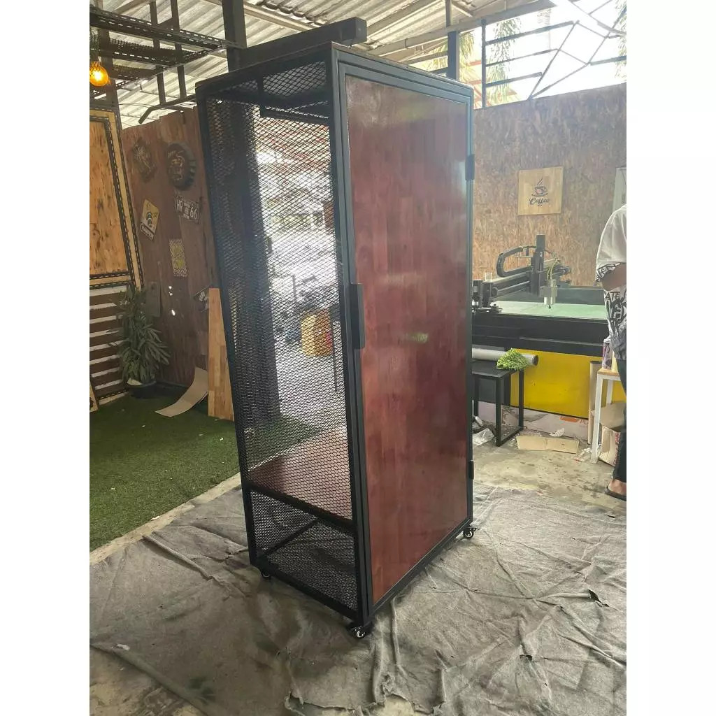 IRONSERVICE ชั้นวางของ 3 ชั้น มีบานพับ พื้นไม้ โครงเหล็กกันสนิม ไม้แท้เคลือบเงาใส จัดส่งเร็ว