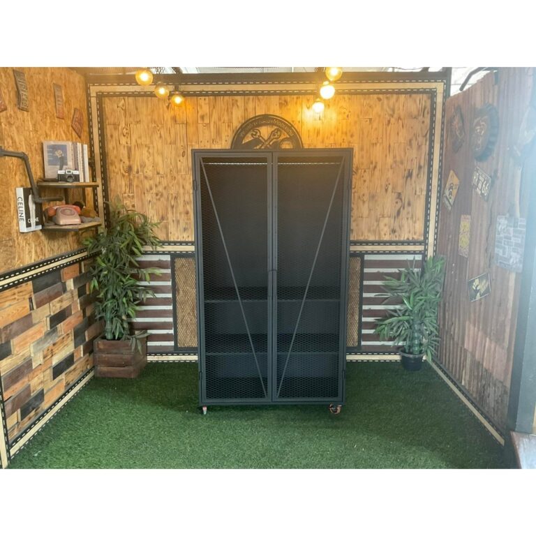 IRONSERVICE ตู้เก็บของ มีราวแขวน มีล้อเลื่อนโครงเหล็กกันสนิม ไม้แท้เคลือบเงาใส จัดส่งเร็ว