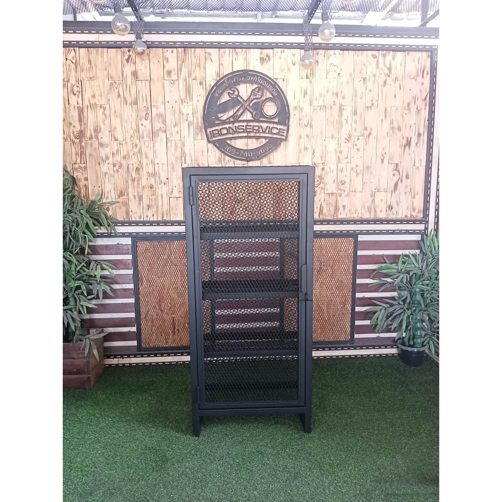 IRONSERVICE ตู้เก็บของตะแกรงเหล็กฉีก มีบานพับเปิดปิด ทำจากเหล็กกันสนิม พื้นตะแกรงเหล็กฉีก